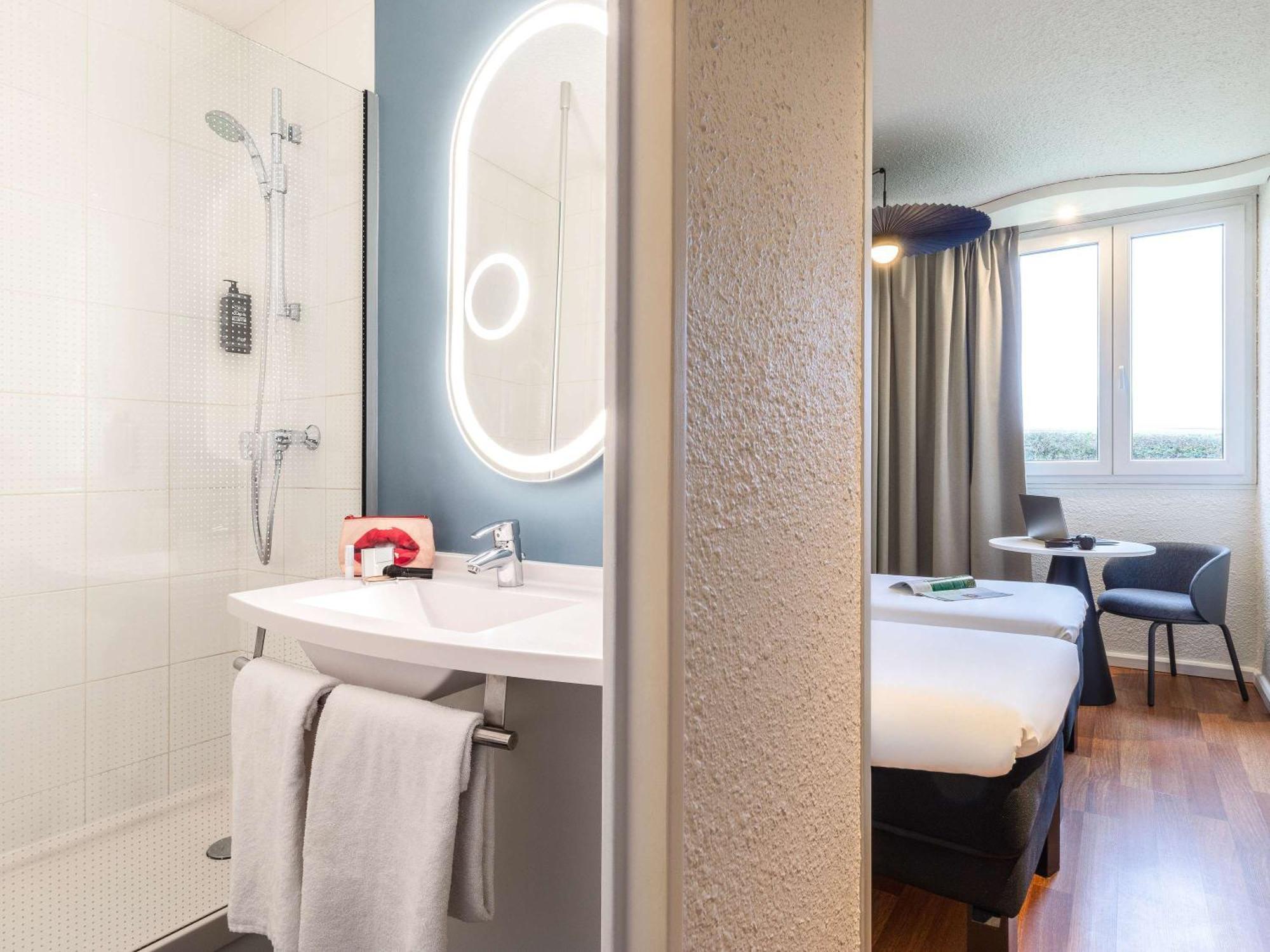ホテル Ibis Chalons En Champagne エクステリア 写真
