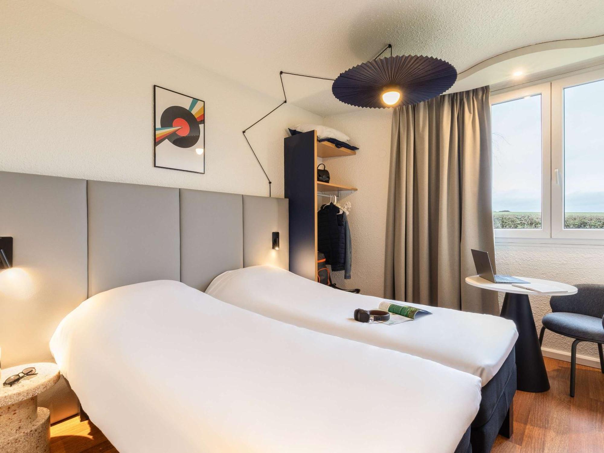 ホテル Ibis Chalons En Champagne エクステリア 写真